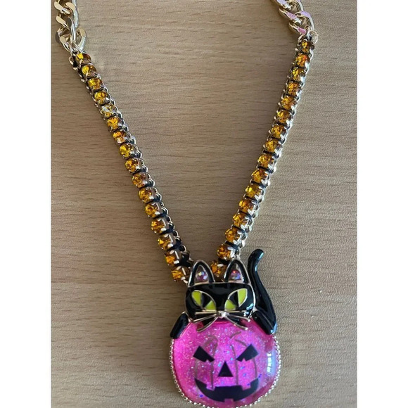 NWT Betsey Johnson Pink Pumpkin Necklace - Picture 4 of 9